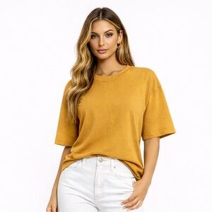 Uniqlo Mustard Short Sleeve Tee Oversized Medium Large